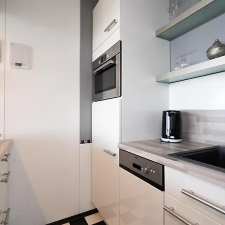 Panoramic Urlaub Mit Weitblick Апартаменты *